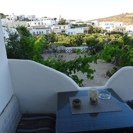 Andreas Studio With Private Parcking Apartment Triovasalos Exterior photo